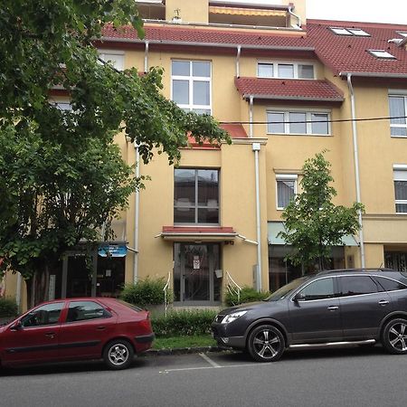 Yuliya Apartment Heviz Exterior foto